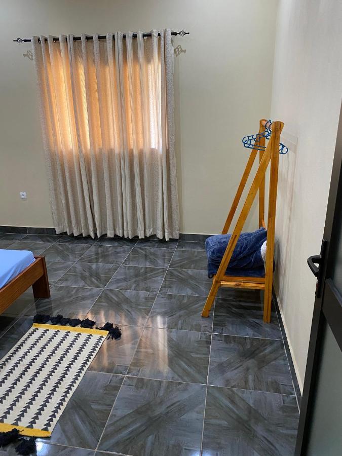 Elite Servicos - Acomodacao Familiar Maputo Buitenkant foto