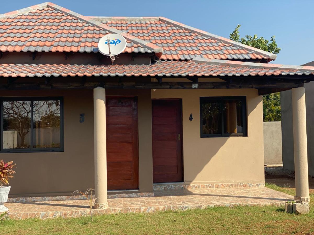 Elite Servicos - Acomodacao Familiar Maputo Buitenkant foto
