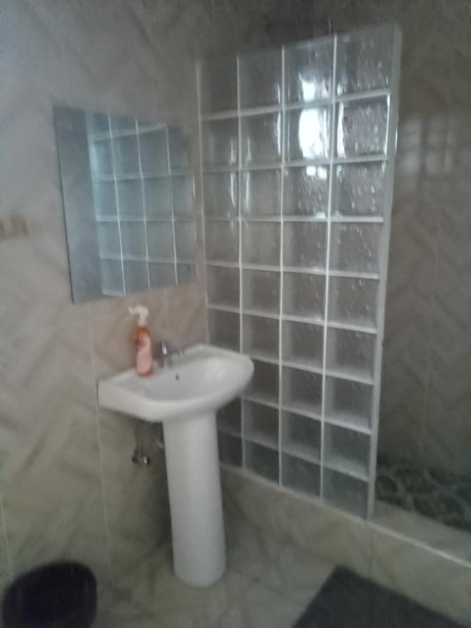 Elite Servicos - Acomodacao Familiar Maputo Buitenkant foto